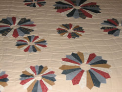 Wavy crosshatch quilt motif